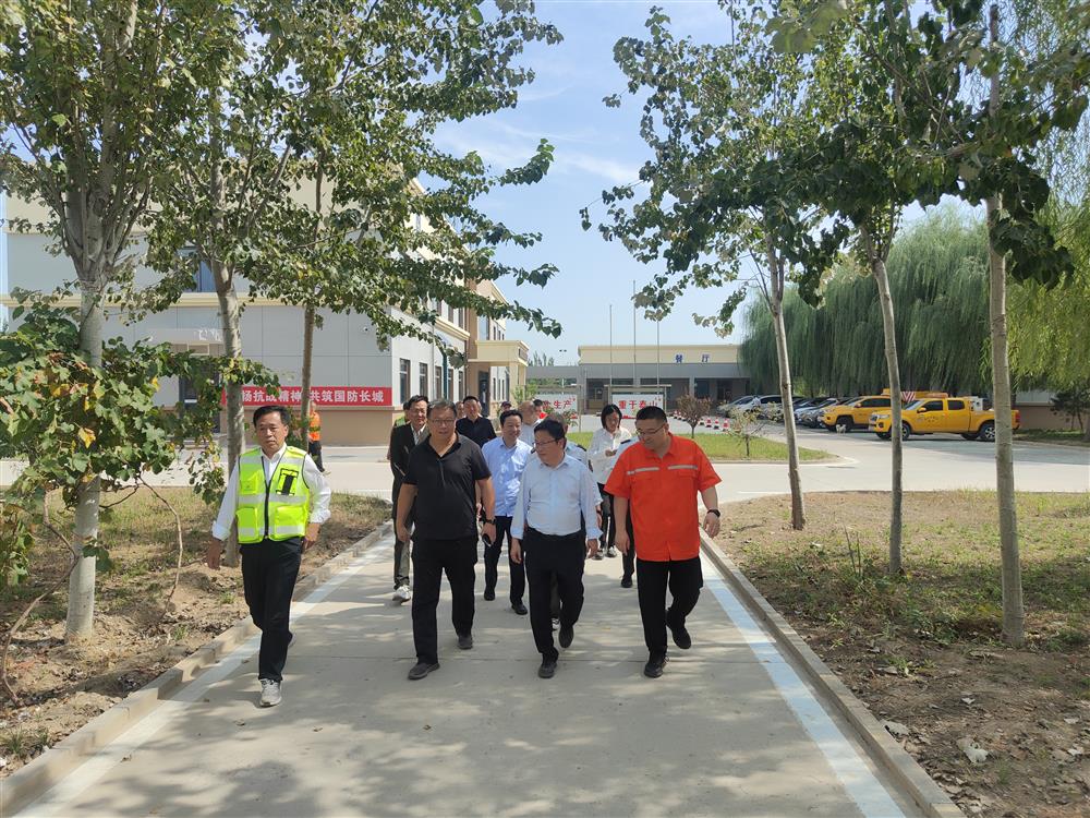 中电建冀交高投公司赴津石高速开展节前督导调研