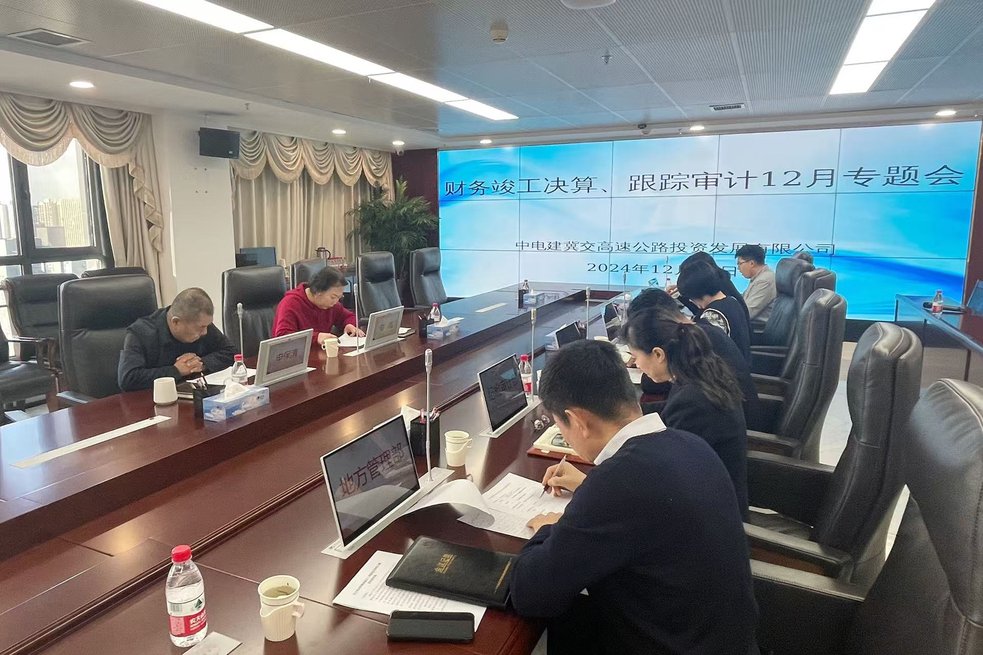 401d79cfd995acb0ec6c1e3b39cb736.jpg 401d79cfd995acb0ec6c1e3b39cb736.jpg