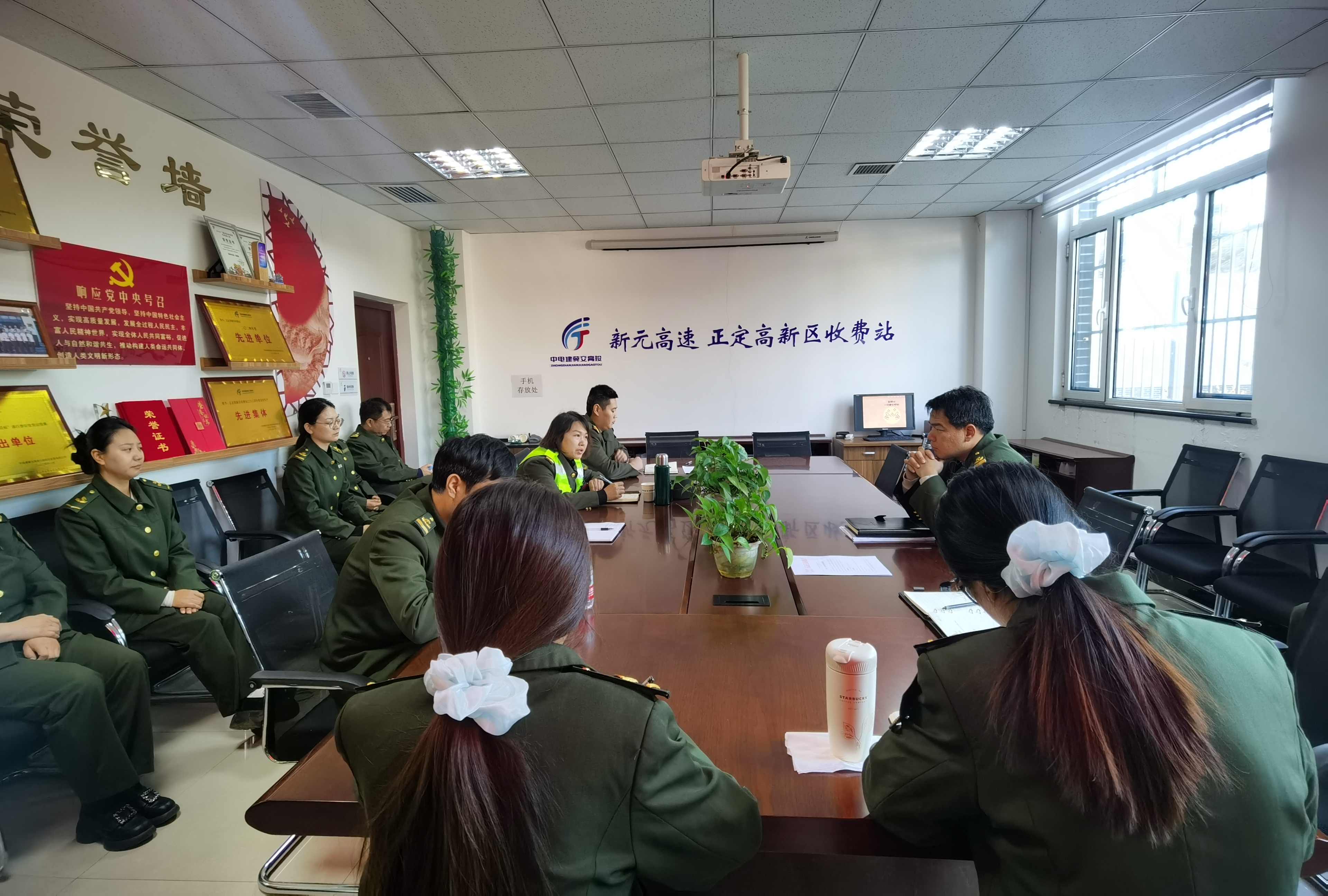 微信图片_20251119153651_111_72.jpg