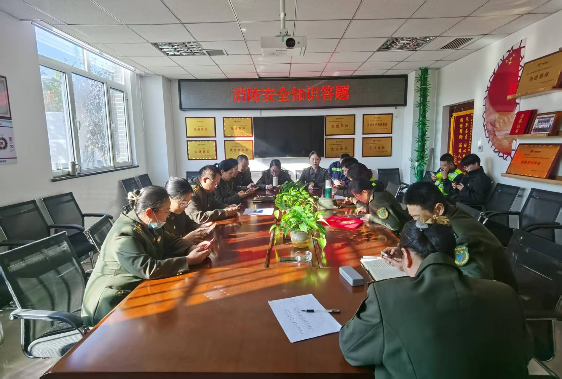 微信图片_20251119144505_14_130.jpg
